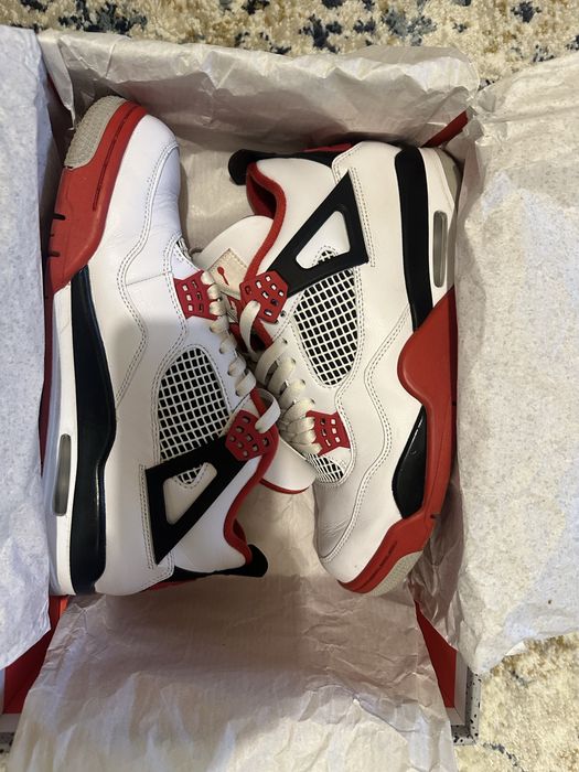 Jordan retro 4 fire red 2020