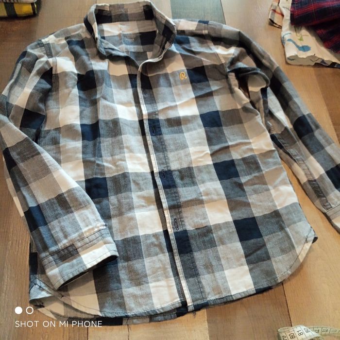 Рубашки на мальчика 5-6 лет с длинными рукавами