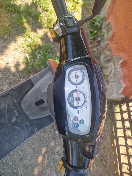 Scuter  de vâzare funcțional