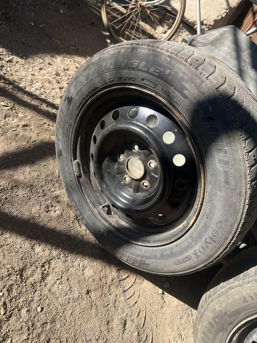 Шина зимняя размер 16