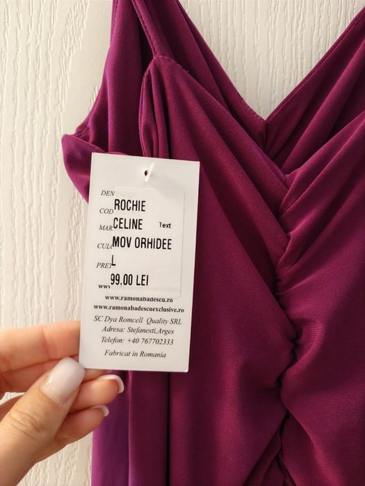 Rochie de ocazie , L , dar se potriveste la un S