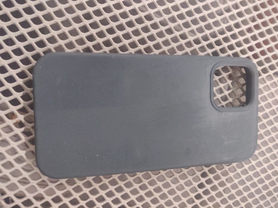 Husa dura Apple Iphone 13 si 13 pro max, silicon si carbon
