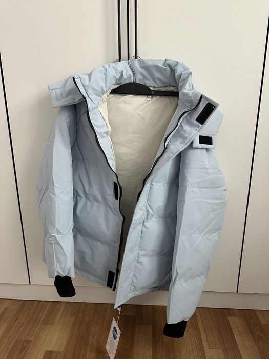 срочно жаңа қысқы куртка сатылады