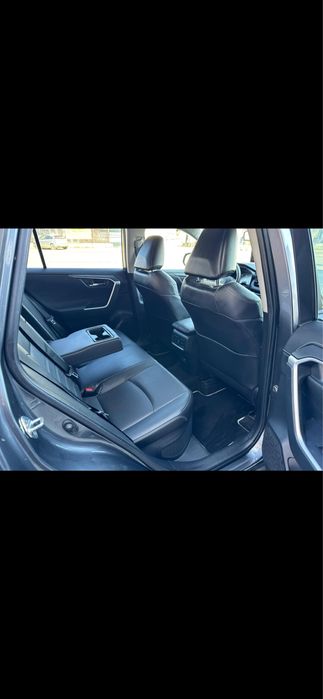 Toyota RAV4 2.5 HIBRIT Luxury 2024.SCHIMB.
