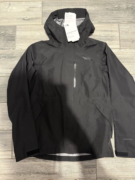 Geaca The North Face impermeabila