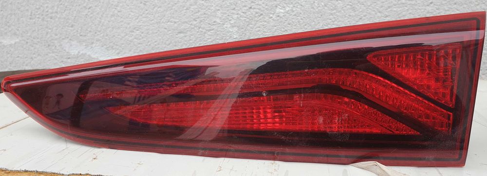 Оригинален Десен стоп Хюндай Кона – (вътрешна + външна част) 2017–2020