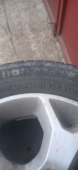 Genti de opel cu amvelope