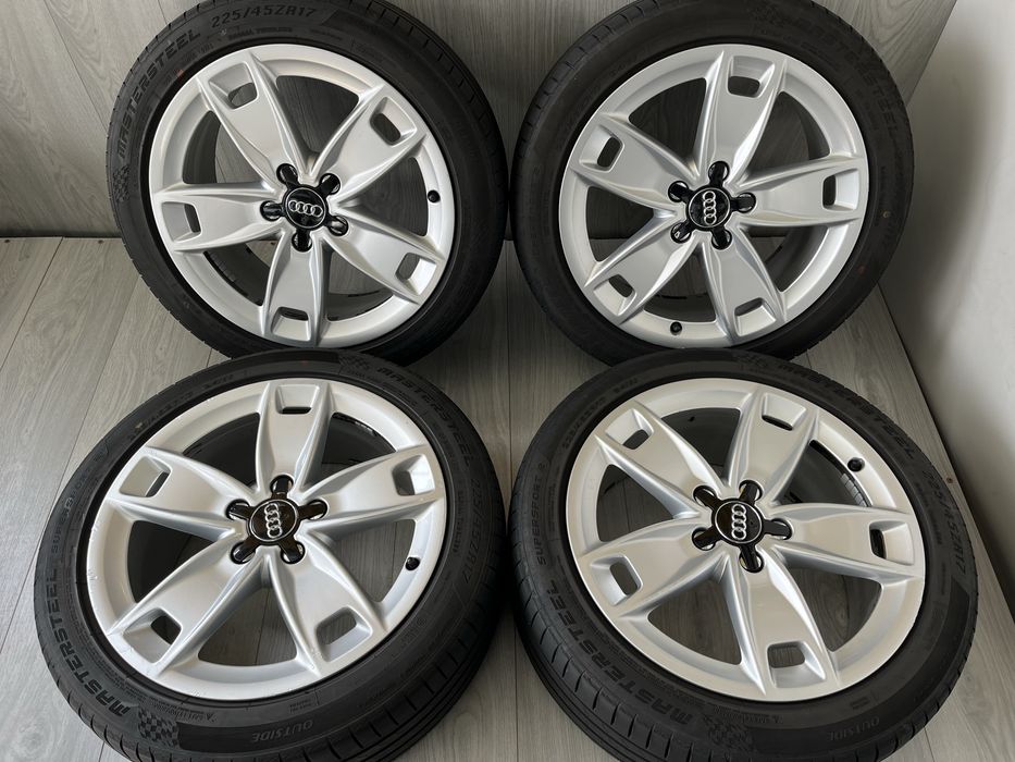 Оригинални джанти 17 цола 5х112 за Ауди А3 с летни гуми 225/45/17