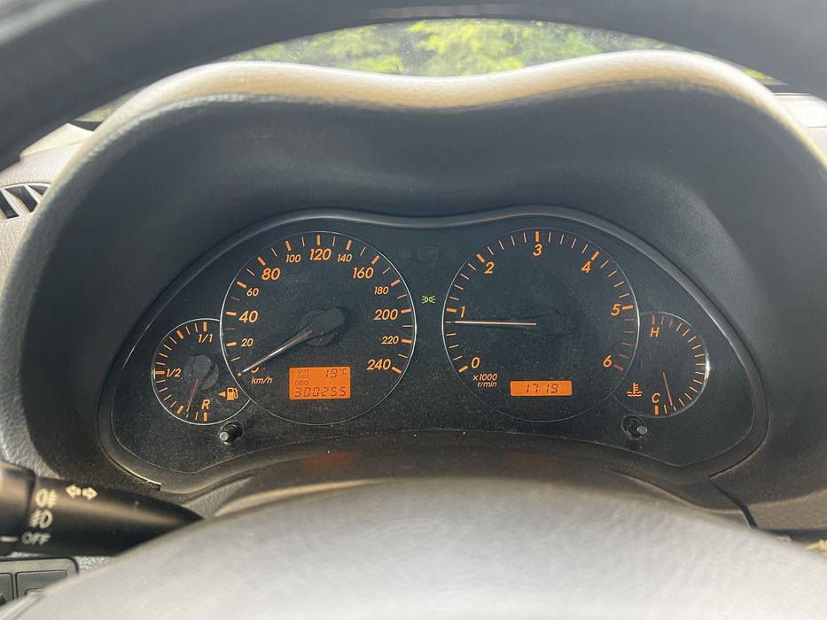 Toyota Avensis 2.0 D4- D