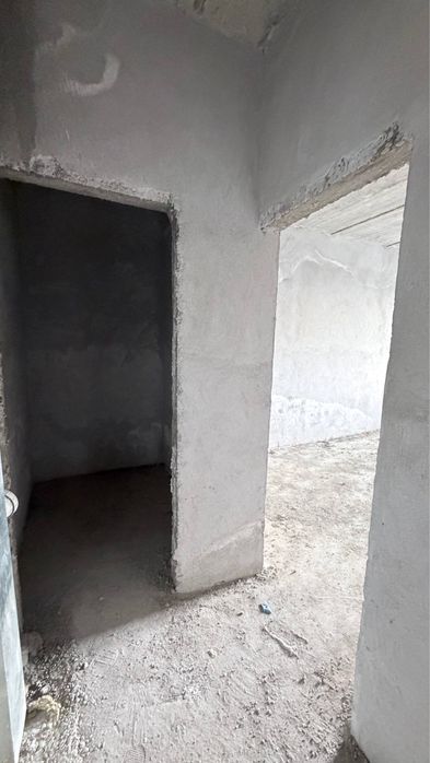 Новостройка 2х ком 55кв коробка 2/3/5. 3 этаж КАДАСТР имеется.