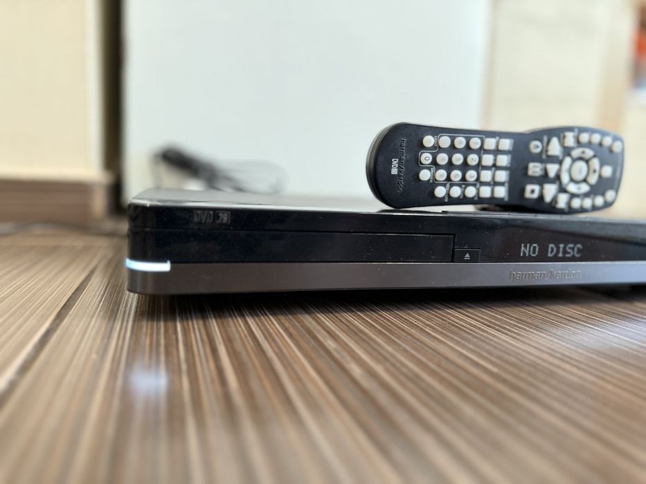 DVD 29 Harman Kardon като ново