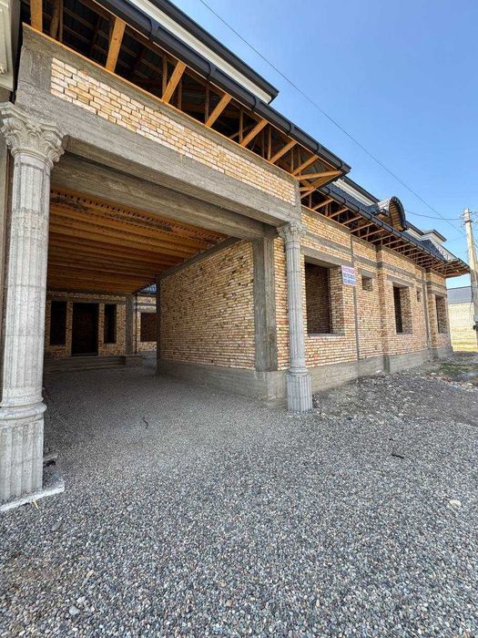 Шинам Ховли сотилади