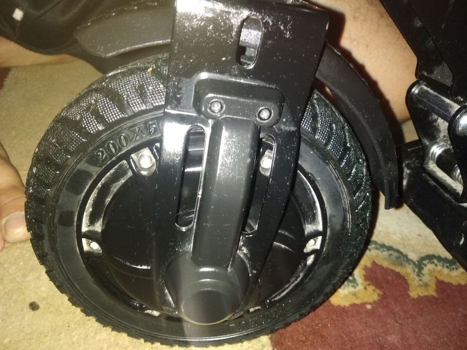 Hiper Triumph M85s Самокат