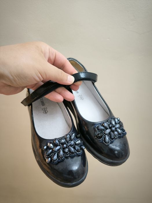 Туфельки для школьницы