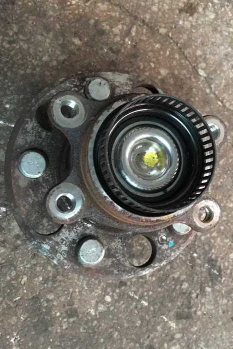 Rulment cu butuc roată spate Kia Ceed SW 2009 - 5 prezoane