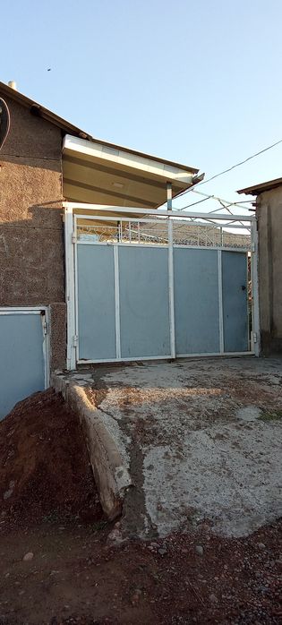 Нурафшон тойтепада уй сотилади