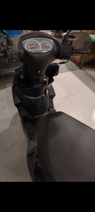 Скутер М8 Nomad.