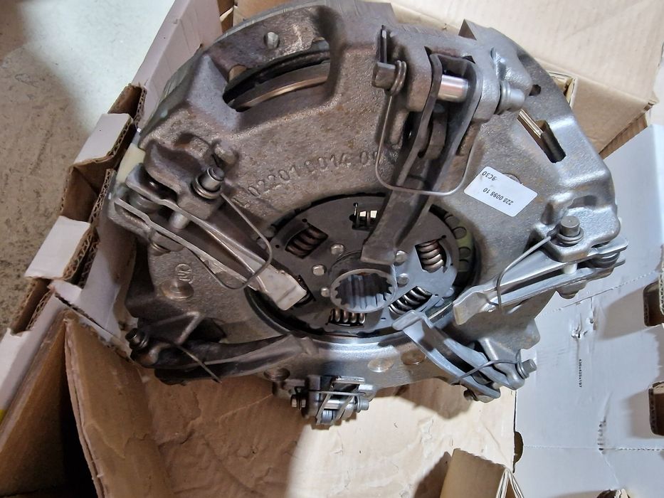 Kit ambreiaj tractor Fiat, Case-IH, Ford, New Holland
Kit ambreiaj tra