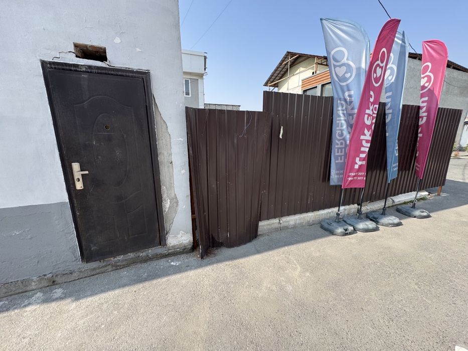 Текстиль катта ёлни буйида жойлашкан 2та дукон (бокс) ижарага берилади