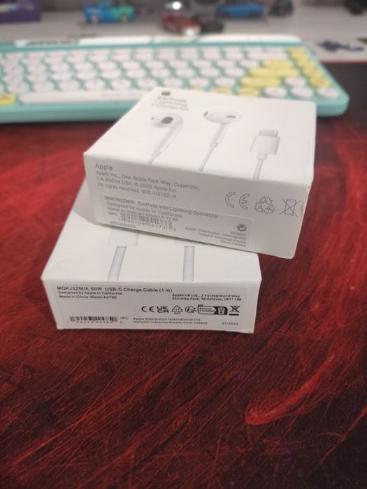 Аксессуары для Samsung и Apple оригинальные