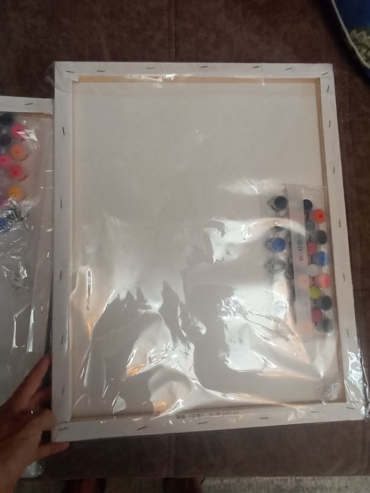 Продам картины по номерам