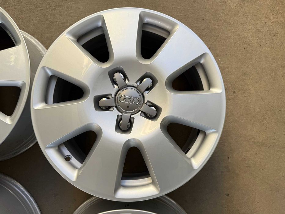 4 бр. оригинални алуминиеви джанти AUDI 18" 5x130 ф71.6, ET53, 7,5J