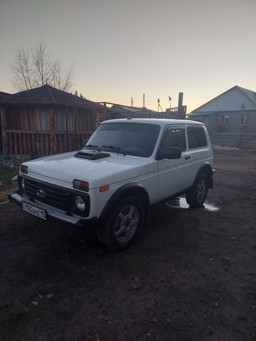 Продам Нива 21214
