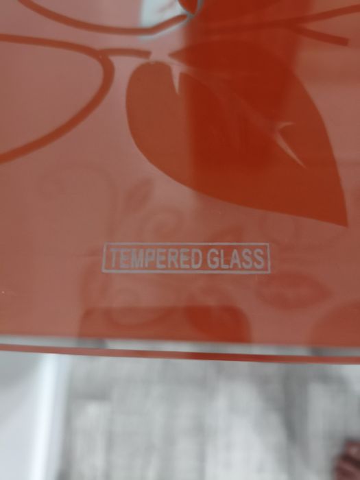 Продаю журнальный столик