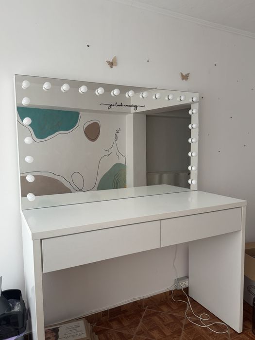 Masa profesionala de machiaj, pret negociabil