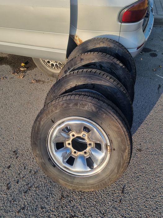 Шины с дисками  (колёса в сборе)