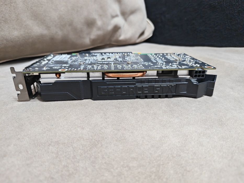 Видеокарта GeForce GTX 1060 5 Gb