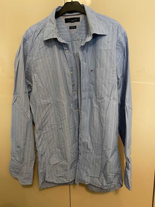 2 camasi barbatesti Tommy Hilfiger marimea L