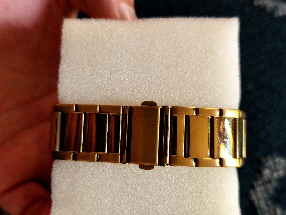 Casio soati yangi