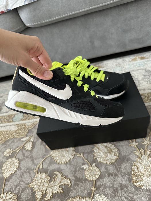 Кроссовки nike air max
