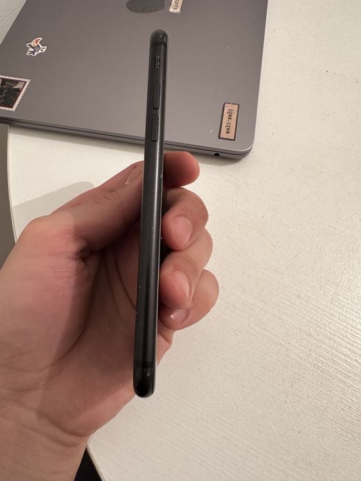 iPhone 7 black 32 GB