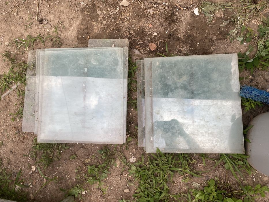 Bucăți sticlă 10 mm grosime