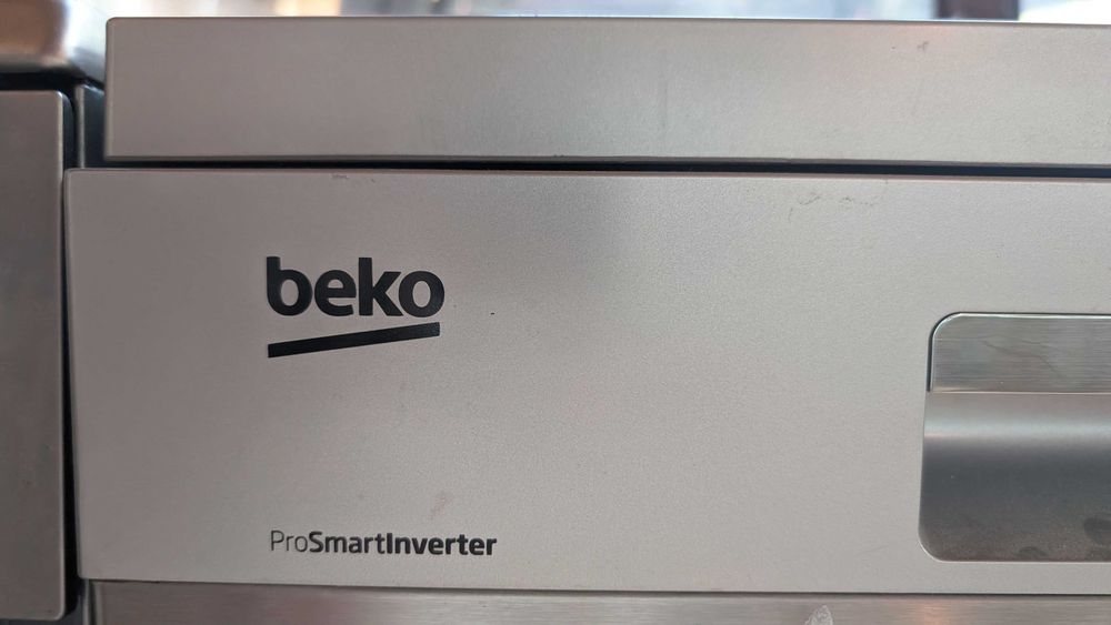 Съдомиялна за частично вграждане BEKO DSS28021X