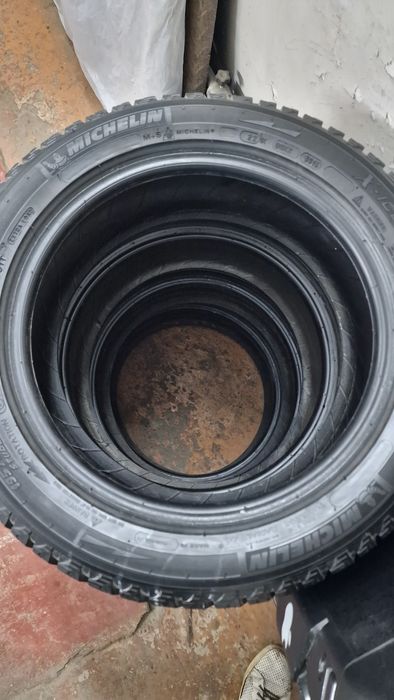MICHELIN-зимние .