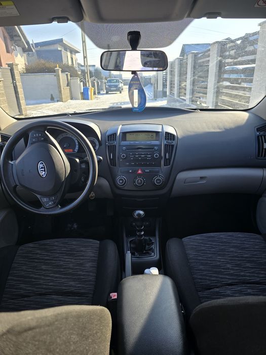 Vând KIA CEED,2009 benzină