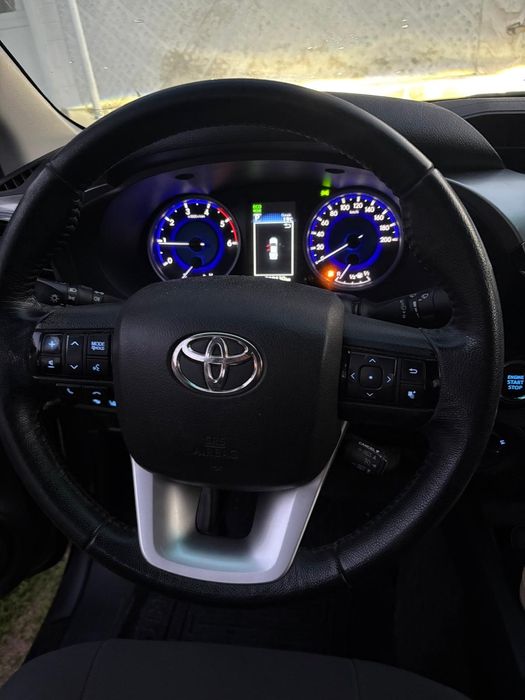 Toyota Hilux 2016