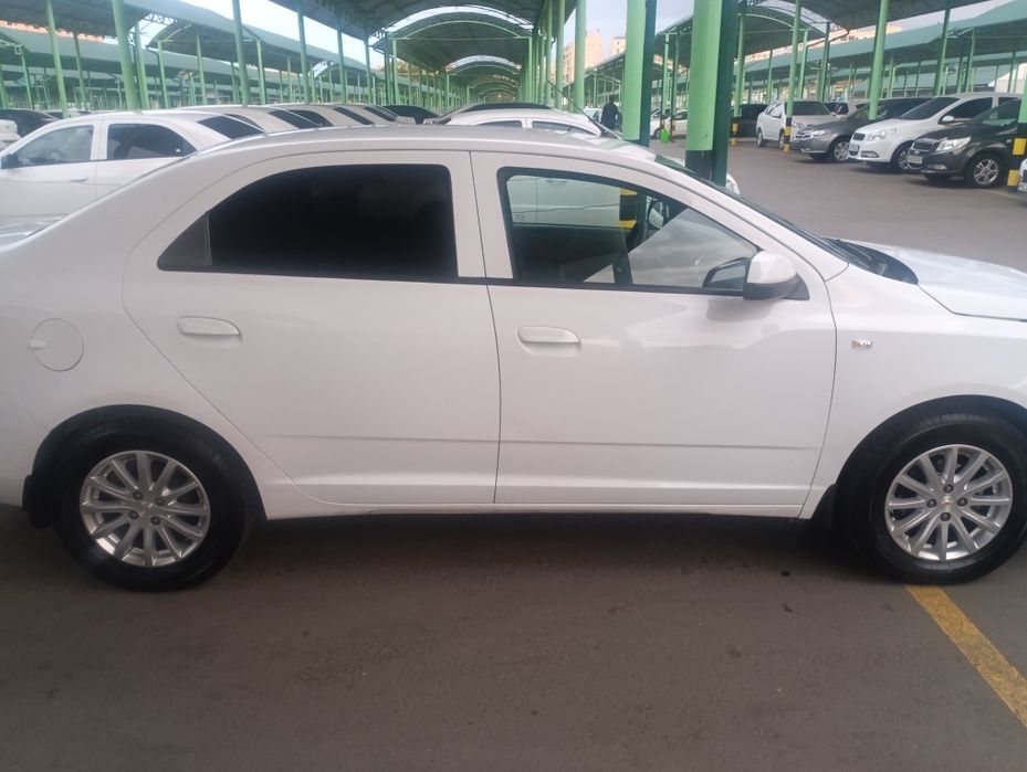 Chevrolet Cobalt 2019 — 3