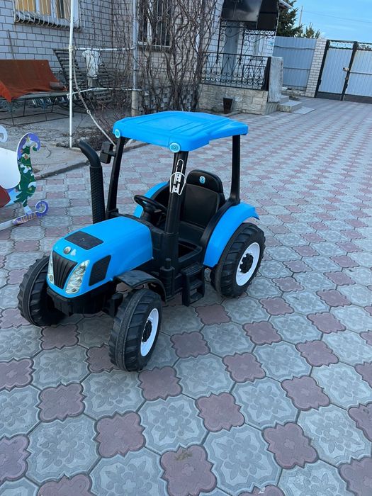 Продам электрический трактор