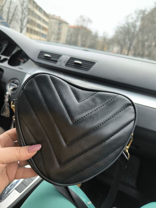 Синтетични:Къдрава Опашка,Права треса и   канеколон + Подарък чанта