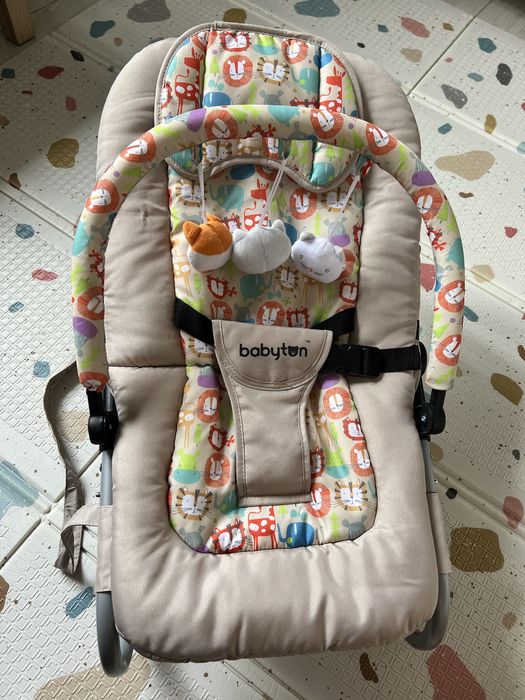 Шезлонг детский babyton