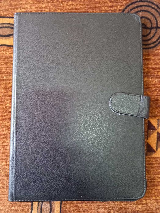 Кейс за таблет от естествена кожа