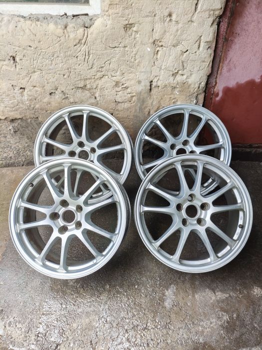 Продам комплект дисков r18 , на все виды Toyota. Lexus