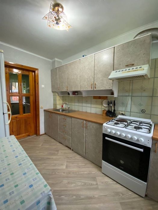 Продам 2 ком, Достык Молл