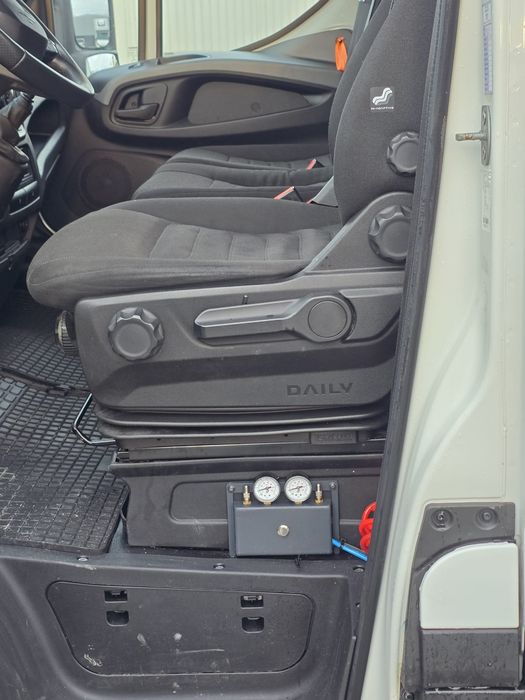 Vând Iveco Daily 50C 18 detarat