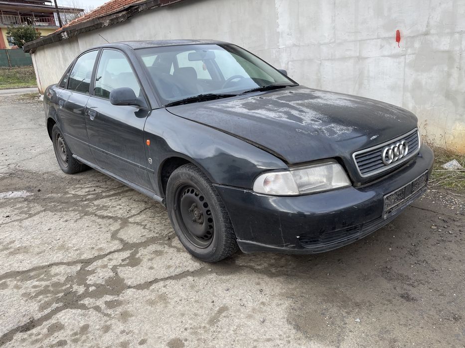 Ауди А4 б5 1.6 100кс 1996г На Части