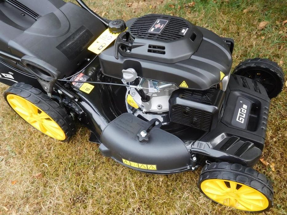 Mașină de tuns iarba Güde BIG XXXL 550 mm 5.8 PS, 65 l